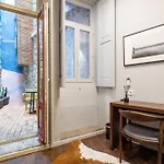 Πανσιόν Utopian - Design - Free Minibar