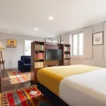 Utopian - Design - Free Minibar Affittacamere