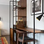 Utopian - Design - Free Minibar Affittacamere Oporto
