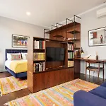 Utopian - Design - Free Minibar Guest house
