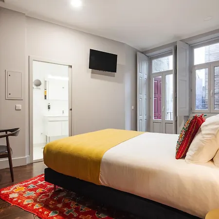 Utopian Hotel, A Charming 4*