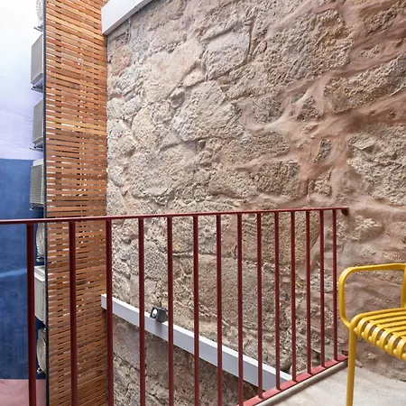 Utopian Hotel, A Charming 4*