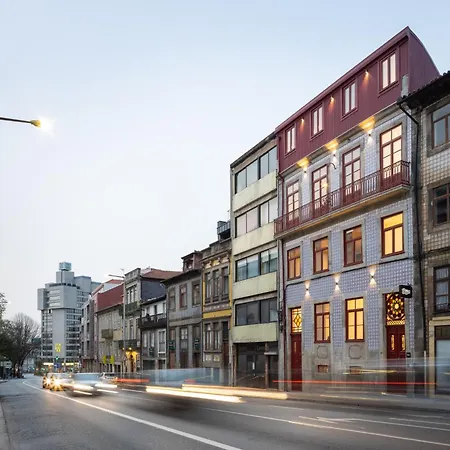 Guest house Utopian Hotel, A Charming