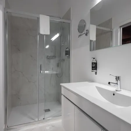 Utopian - Design - Free Minibar Guest house Porto