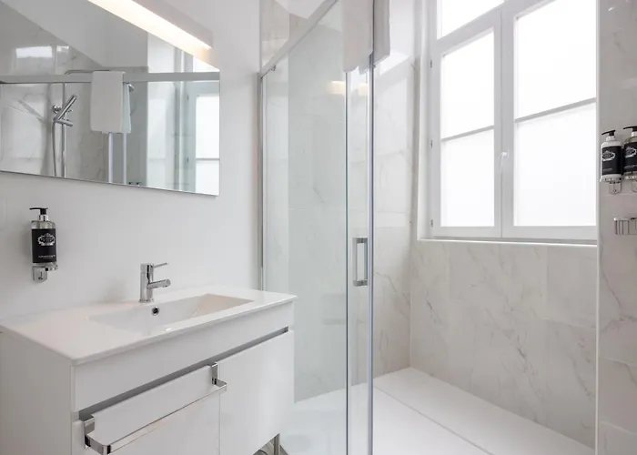 Utopian - Design - Free Minibar 4*